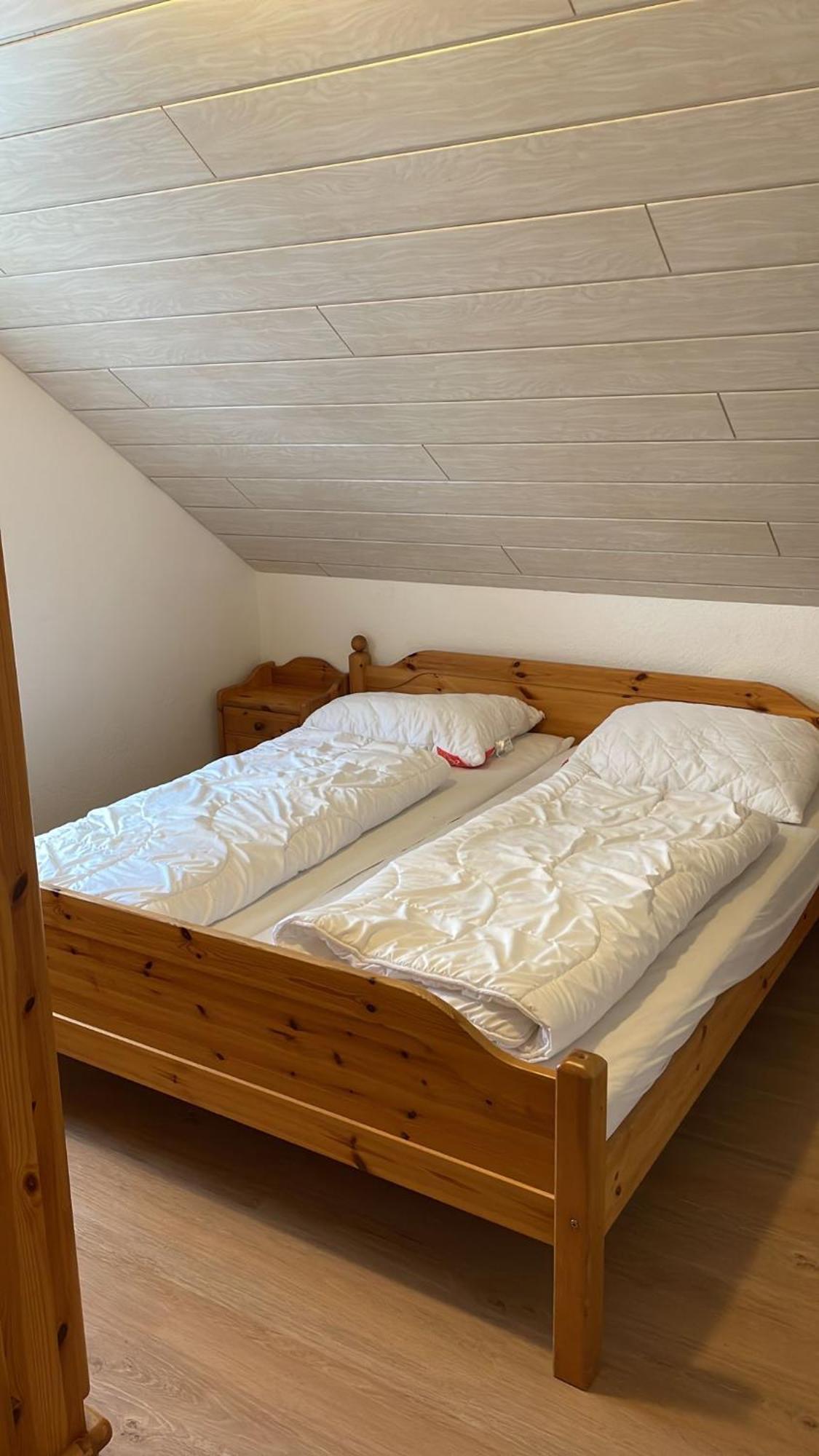 Ferienhaus Seepark Kirchheim เคียร์ชไฮม์ ภายนอก รูปภาพ